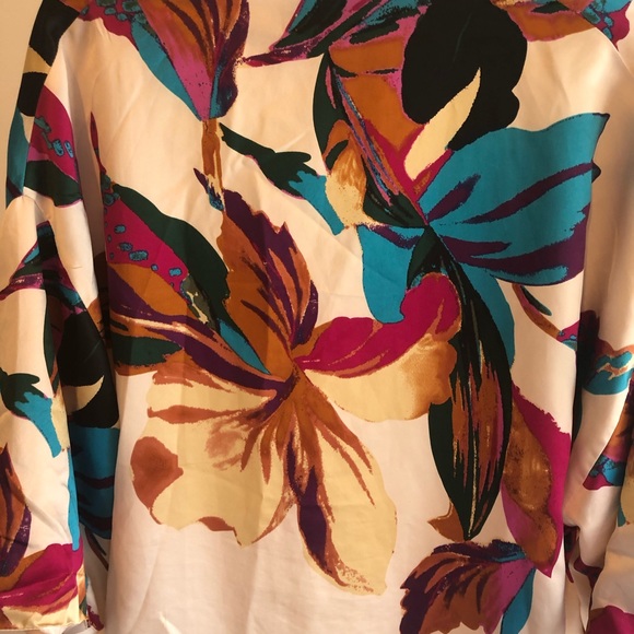 Gorgeous Kimono Coverup Floral - Picture 8 of 8